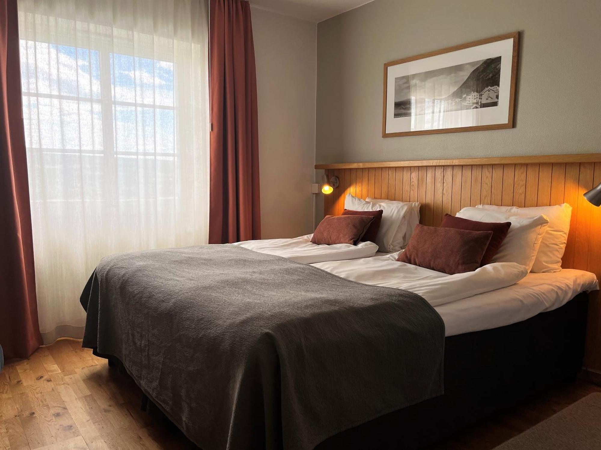 Hotell Funaesdalen エクステリア 写真